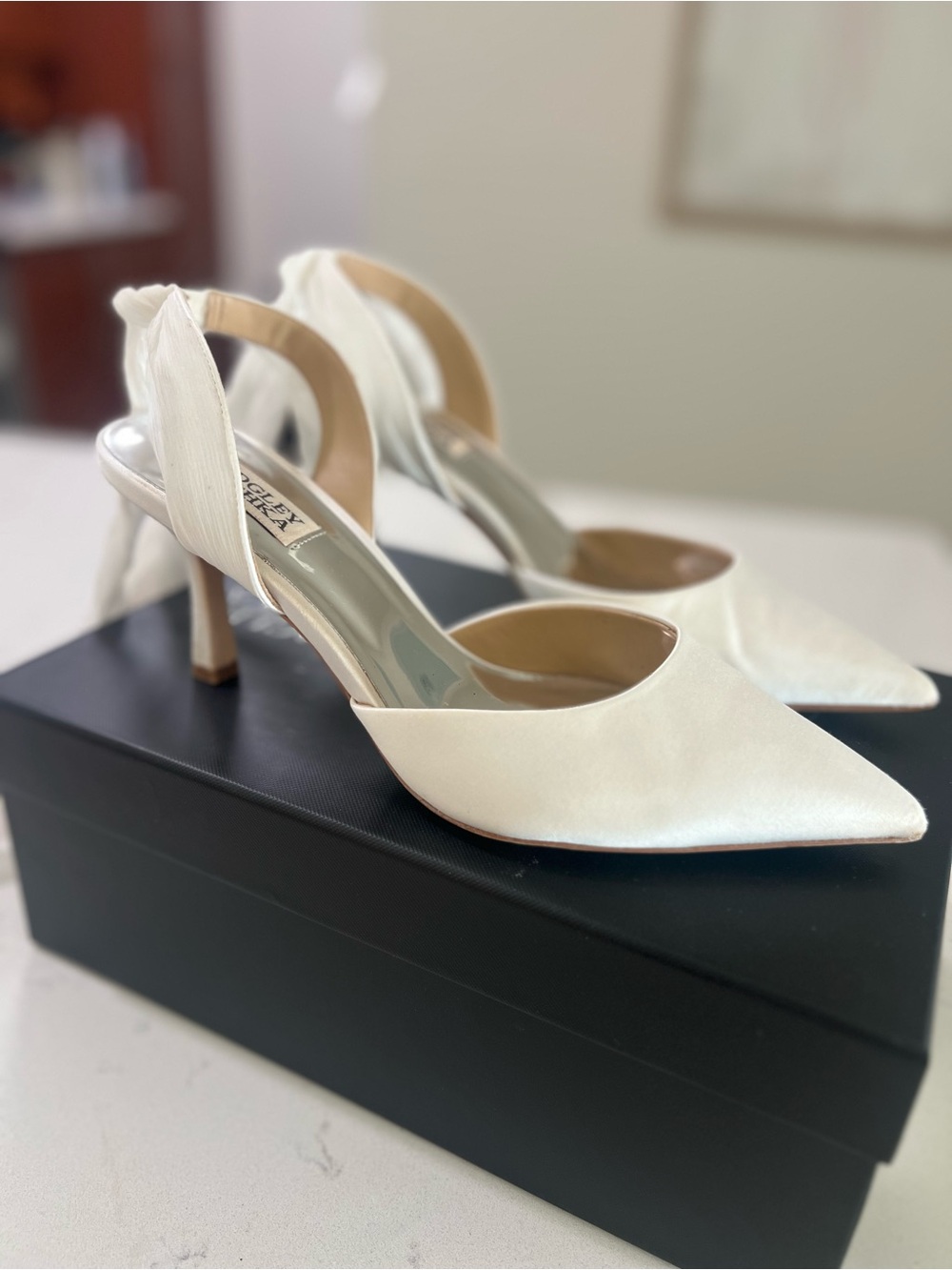 Badgley Mischka Ivory Satin Slingback Pointed-Toe Heels